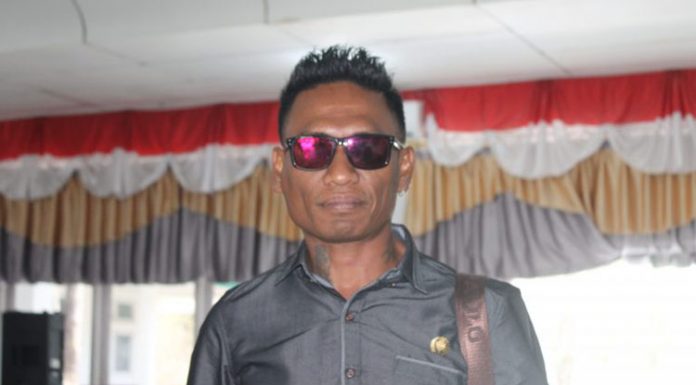 DPRD Alor Utus Dua Pimpinan Konsultasi Tatib ke Gubernur Anggota DPRD Alor Dony M. Mooy