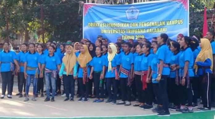 Pentas Seni Warnai Acara Penutupan Ospek Untrib 2019 Pentas seni mahasiswa baru Untrib, Sabtu (7/9). (Foto: Doc Panitia).