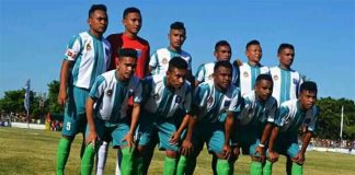 ETMC 2019, Persap Alor Bantai Putra Oesao 2-0 Tim Persap Alor foto bersama sebelum lawan Tim Putra Oesao FC, Sabtu (6/7). (Sumber: dok Persap Alor).