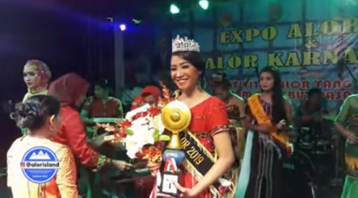 Elis Mausali Dinobatkan Putri Pariwisata Alor 2019 Elis Julianti Mausali, Putri Pariwisata Alor 2019. (Sumber: Zoom Alor).