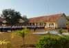 Buka MPLS, Kasek SMK N 1 Kalabahi Pesan Siswa Kenali Sekolah Kepala SMK Negeri 1 Kalabahi Idaleta Laure, S.Pd beri sambutan dalam kegiatan MPLS, Kamis (11/7) di lapangan sekolah itu.