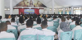Untrib Gelar Ospek bagi Mahasiswa Baru 500an Mahasiswa baru Untrib sedang mengikuti materi Ospek di Aula Pola Tribuana, Rabu (4/9).