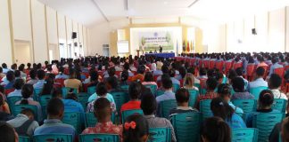 Rektor Untrib Buka Seminar Nasional Lingkungan Hidup Rektor Untrib Alvons F. Gorang, S.Sos.,MM, membuka kegiatan Seminar Nasional, Senin (28/10/2019) di Aula Perjuangan, Kalabahi.