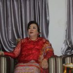 Asal Suku Agama Berbeda, Pimpinan DPRD Alor Jadi Simbol Keberagaman Tiga Pimpinan DPRD Alor; Ketua DPRD Enny Anggrek (tengah) diapit Sulaiman Singh (kiri) dan Yulius Mantaon.