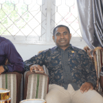 DPRD Alor Siap Produksi Perda Inisiatif; Sampah dan Pariwisata Anggota DPRD Alor; Dony M. Mooy (kiri), Reiner Atabui dan Mulyawan Djawa