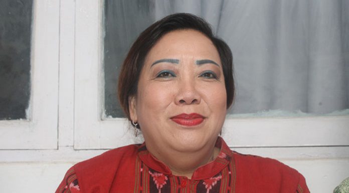 Belum Bayar Upah, Ketua DPRD Alor Diadukan ke Nakertrans Ketua DPRD Alor Enny Anggrek