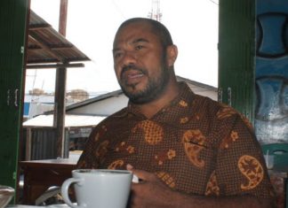 Camat PBL: Lebih Baik Saya Pukul Rafael daripada Saya Berlakukan PP 53 Camat PBL Jhon Erens Sau Sabu, S.Pi