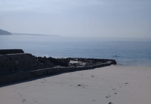 Foto Proyek Tambatan Perahu yang Merusak Pasir Putih Obyek Wisata Ling’al Proyek Tambatan Perahu di Ling'al