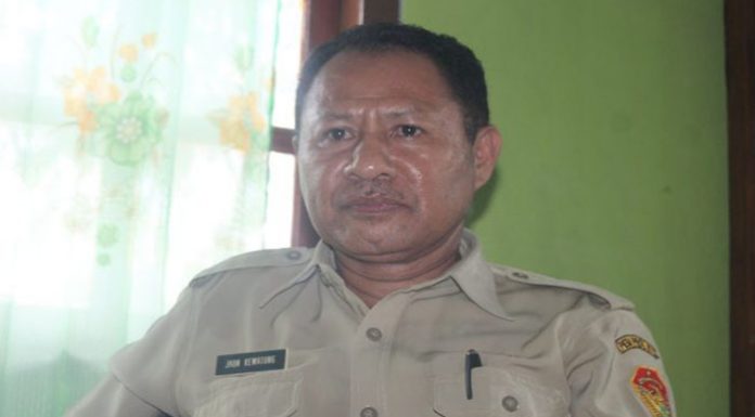 Momen Natal, Kehutanan Alor Ajak Warga Tanam Pohon Kepala UPT Kehutanan NTT Wilayah Alor, Yohanes Kewatung, S.Hut