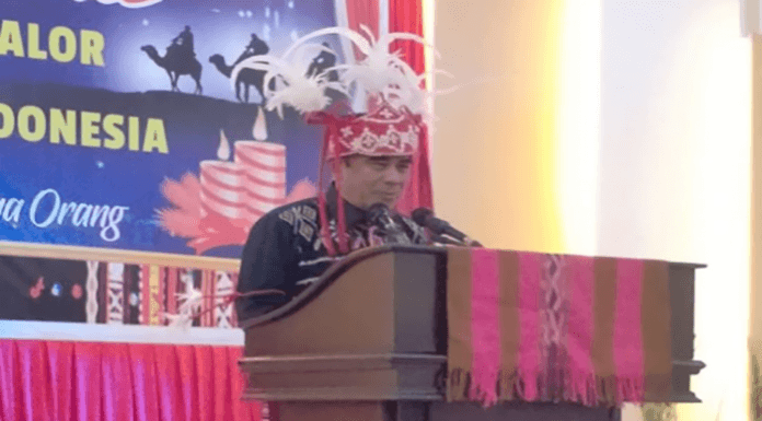 Natal Oikumene di Alor, Menag Pesan Jaga Persaudaraan Bangsa Menag Fachrul Natal Oekumene di Alor