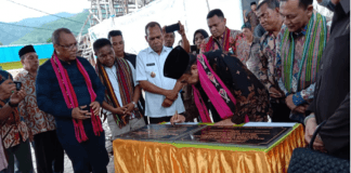 Menag Fachrul Razi Bangga Kerukunan Hidup di Alor Menteri Agama Jenderal TNI (Purn) Fachrul Razi meresmikan gedung KUA Alor, Sabtu (28/12/2019) di Kalabahi.