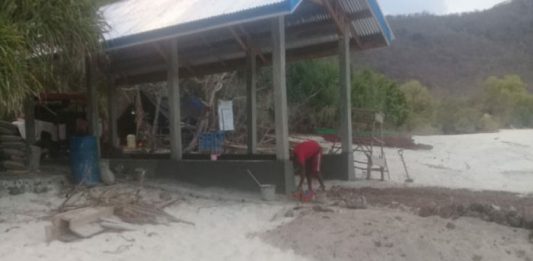Bupati Setop, Kontraktor Malah Lanjutkan Proyek Tambatan Ling’al Proyek Tambatan Perahu di Ling'al yang dikerjakan lanjut oleh CV Yanlib