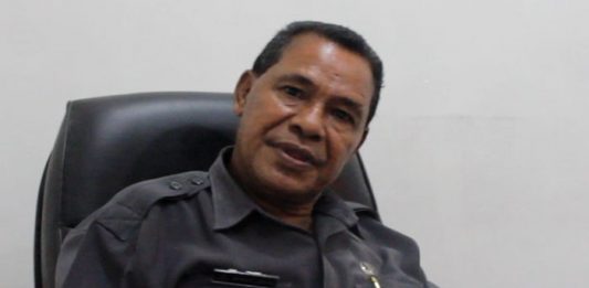 Pengusaha Asing Kontrak Tanah di Pulau Alor Tak Bayar Retribusi Daerah Plt. Kadis Pariwisata Alor, Bernad Gen Al