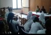 Bupati Alor Respon PHK 52 Staf RSUD Bupati Alor Drs. Amon Djobo, berdialog dengan 52 staf RSUD yang di-PHK, Kamis (16/1/2020) di Aula Nusanatara Kantor Bupati. (Foto: Humas Setda Alor)