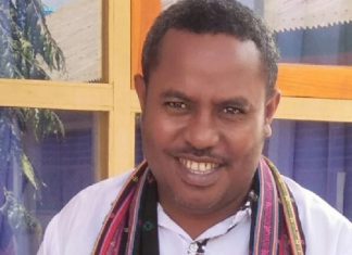 Lida(h) Hamid dan Keket Berdangdut Pesan Gusti Omkang Hingmane, S.Pd.,Gr
