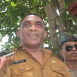 Proses AMDAL Tambang Emas Kabir Resmi Dihentikan Kadis-LHD-Obeth-Bolang-S.Sos-ketika-menerima-aksi-GMNI-Senin-24-Februari-2020-di-kantor-DLHD-Daerah-Lama..jpg Februari 24, 2020