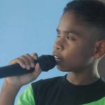 Terharu, Siswa SLBN Alor Nyanyi Lagu; Waktu Tuhan Gilbert Manikari, siswa kelas IV SLBN Alor nyanyikan lagu; Waktu Tuhan