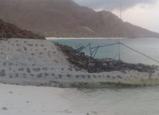 Penyidik PNS DKP NTT Akan Selidiki Proyek Tambatan Ling’al Proyek Tambatan Perahu Ling'al yang sudah rampung dikerjakan kontraktor CV Yanlib