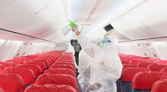 9 Positif Corona, Gubernur NTT Tetap Buka Akses Bandara Ilustrasi Pesawat beroperasi di tengah pandemi covid-19