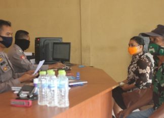 Akun Facebook Fredrik Resmi Dilaporkan ke Polisi Feliana Djahamou melaporkan akun facebook Fredrik di SKP Polres Alor, Rabu (6/5).