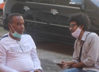 Sekda Alor Tegaskan Pecat ASN Terlibat Politik Sekda Alor Drs. Sony Alelang diwawancarai tribuanapos.net, Jumat (5/6) di Posko Satgas Covid-19, Kalabahi Kota.