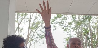 Dinsos Alor Tak Ada Dana Data Penerima BST dan JPS Covid-19 Kepala Dinas Sosial Y.O. Buling (angkat tangan) ketika diwawancarai tribuanapos.net, Kamis (11/6) di gedung DPRD, Batunirwala.