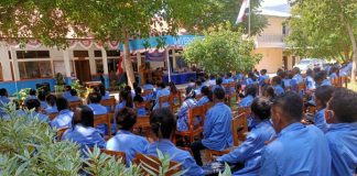 Covid-19, 236 Mahasiswa Untrib KBPM Hanya Sebulan Wakil Bupati Alor Imran Duru, S.Pd buka acara KBPM Untrib, Senin (27/7) di halaman Kampus Untrib.