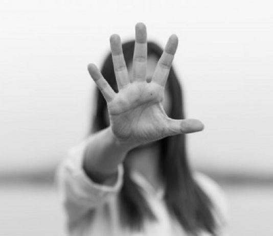 Diminta Tanggapi Tudingan Kasus Dugaan Kekerasan Seksual Anak di BMKG Alor, ini Jawaban Kepala BMKG Ilustrasi stop kekerasan terhadap perempuan dan anak. (Foto: suara.com).