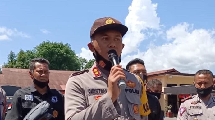 Pidana Wartawan, Kapolres Alor: Nanti Kita Kaji Apakah Masuk Delik Pers atau Bukan Kapolres Alor AKBP Agustinus Chrismas Tri Suryanto, S.IK.