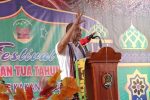 Gubernur NTT Gagas Festival Al-Quran Tua dan Dugong, Model CBT Gubernur NTT Viktor Bungtilu Laiskodat berpidato di acara pembukaan Festival Al-Qur'an Tua di Alor Besar, Kamis (30/7/2020).