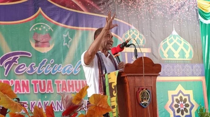 Gubernur NTT Gagas Festival Al-Quran Tua dan Dugong, Model CBT Gubernur NTT Viktor Bungtilu Laiskodat berpidato di acara pembukaan Festival Al-Qur'an Tua di Alor Besar, Kamis (30/7/2020).