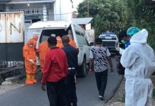 Tim Satgas Covid-19 Alor Jemput Jenazah di RSD Kalabahi