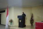Bupati Alor Nyanyi di Acara KSW VII GMKI Bupati Alor Drs. Amon Djobo nyanyi lagu rohani di acara pembukaan KSW VII GMKI, Senin (14/9) di Kalabahi.
