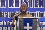 Gubernur Papua Barat Ajak GMKI Jaga Tanah Papua dan NKRI Gubernur Papua Barat Drs. Dominggus Mandacan berpidato di acara pembukaan Kongres GMKI XXXVII di Kota Injil Monokwari, Selasa (24/11) siang.