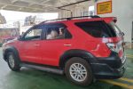Polres Alor Akhirnya Serahkan Mobil Fortuner ke PT SMS Mobil Toyota New Fortuner milik PT SMS sementara diangkut ke Kapal Fery ASDP di Pelabuhan Kalabahi untuk dikirim ke Kupang, Minggu (15/11).