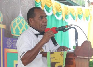 Bulan ini Bupati Alor Lantik Pejabat Struktural, Ini Pejabat yang akan Dilantik Bupati Alor Drs. Amon Djobo ketika sambutan di acara Festival Al-Quran Tua di Desa Alor Besar, ABAL, waktu lalu.