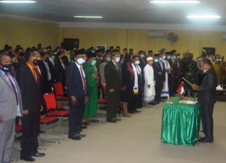 Berikut Nama-Nama Pejabat yang Dilantik Bupati Alor Bupati Alor Drs. Amon Djobo lantik pejabat Eselon II, III dan IV, Senin (21/12/2020) di Aula Nusantara kantor Bupati Alor, Batunirwala. (Sumber: AlorPos.com).