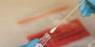 Satgas Covid-19 Alor Berniat Pengadaan Alat Test Swab dan Hidupkan Posko Gambar: Alat Test Swab. (Sumber: Kompas.com).