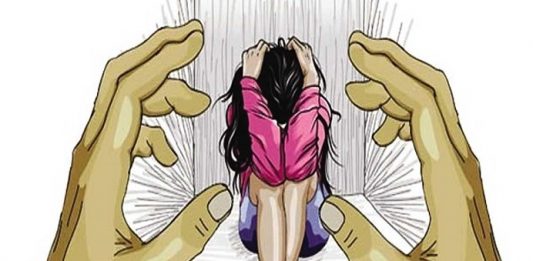 Polisi Tetapkan Pensiunan Pendeta di Alor Tersangka Percabulan Anak di Bawah Umur Gambar: Ilusyrasi pelaku kekerasan seksual anak dihukum berat. (Sumber: siwalimanews.com).