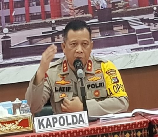 Polda NTT SP3 Laporan Ketua DPRD Alor terhadap Dua Anggota DPRD Kapolda NTT, Irjen Lotharia Latif (Foto: Gatra.com).