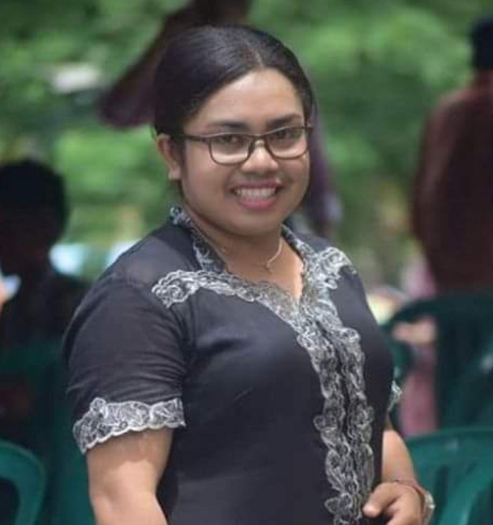 Kaprodi Kimia Fakultas MIPA Untrib, Rosalina Kurang.