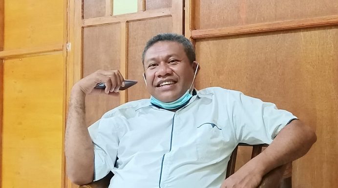 Andreas Hugo Parera Bantu Mahasiswa Untrib Beasiswa KIP Senilai Rp 15 Miliar Rektor Untrib Kalabahi Alvons F. Gorang.