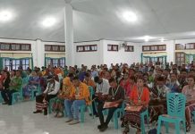 76 Calon Sarjana Fakultas Pertanian dan Perikanan UNTRIB Ikut Acara Yudisium Acara Yudisium Sarjana (S1) dan pelepasan calon wisuda Fakultas Pertanian dan Perikanan UNTRIB tahun akademik 2020/2021, Jumat (12/11) di Aula Gereja Pola, Kalabahi.