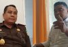 PH dan Jaksa Hormati Putusan Praperadilan Alberth Ouwpoly Kajari Alor Syamsul Arif, SH.,MH (kiri) dan Pengacara Mario A. Lawung, SH.,MH.