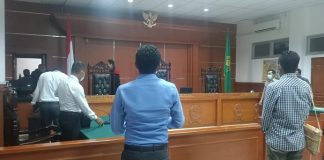 Sidang Praperadilan, Jaksa Minta Hakim Tolak Seluruh Gugatan PH Alberth Ouwpoly Sidang Praperadilan di PN Kalabahi tentang pengujian sah atau tidaknya prosedur penetapan tersangka Alberth Ouwpoly dalam kasus dugaan korupsi DAK 2019.