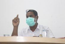 Plt Kadisdik Alor Optimis Output Ujian Tahun Ini Menggembirakan Asisten I Setda Alor sekaligus Plt Kepala Dinas Pendidikan Kabupaten Alor, Ferdy I. Z Lahal, SH, ketika hadir dalam rapat bersama Komisi III DPRD Alor belum lama ini.