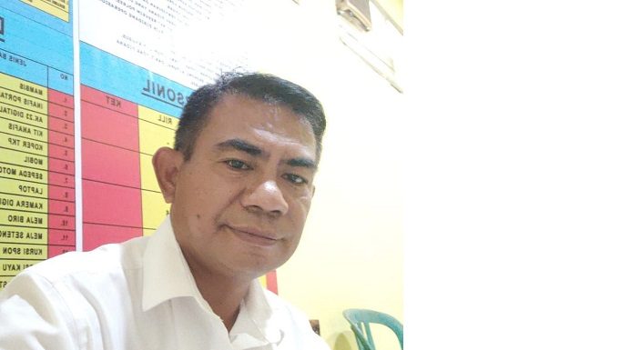 Polisi Sebut Polemik Penutupan Warung Babi Sudah Mediasi Damai, El Asamau Diminta Buat Cerobong Asap Babi Kasat Reskrim Polres Alor, Iptu IPTU Yames Jems Mbau. (Foto: mediakupang.pikiran-rakyat.com).