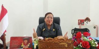 Ketua DPRD Alor Diadukan ke BK Ketua DPRD Alor, Enny Anggrek. (Foto: tribuanapos.net/demas).