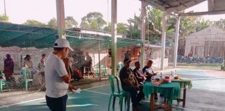 Saksikan Serunya Partai Semifinal Turnamen Futsal VDV Cup I di Kalabahi Ketua Panitia Futsal VDV Cup I, Alimudin Sengaji sedang memberikan sambutan di acara pembukaan Futsal VDV Cup I, tanggal 4 Juli di Lapangan Marlon Futsal Wetabua.