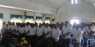 Ratusan Panitia Konven dan Musbel Pemuda Sinode GMIT Diperhadapkan di Gereja Pniel Kolana Ratusan pemuda GMIT diperhadapkan menjadi Panitia Konven dan Musbel Pemuda GMIT Tahun 2022 di Pniel Kolana, Klasis Alor Timur, Minggu (21/8).